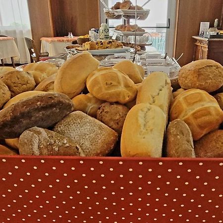 Albergo Villa Mimosa Torbole Sul Garda Dış mekan fotoğraf