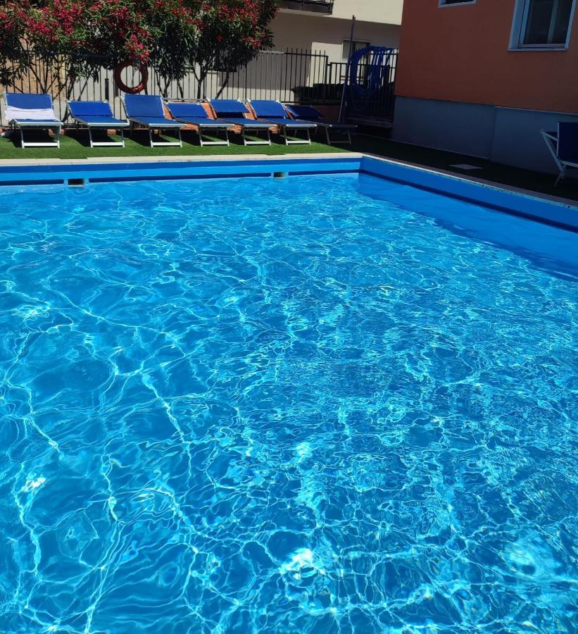 Albergo Villa Mimosa Torbole Sul Garda Dış mekan fotoğraf