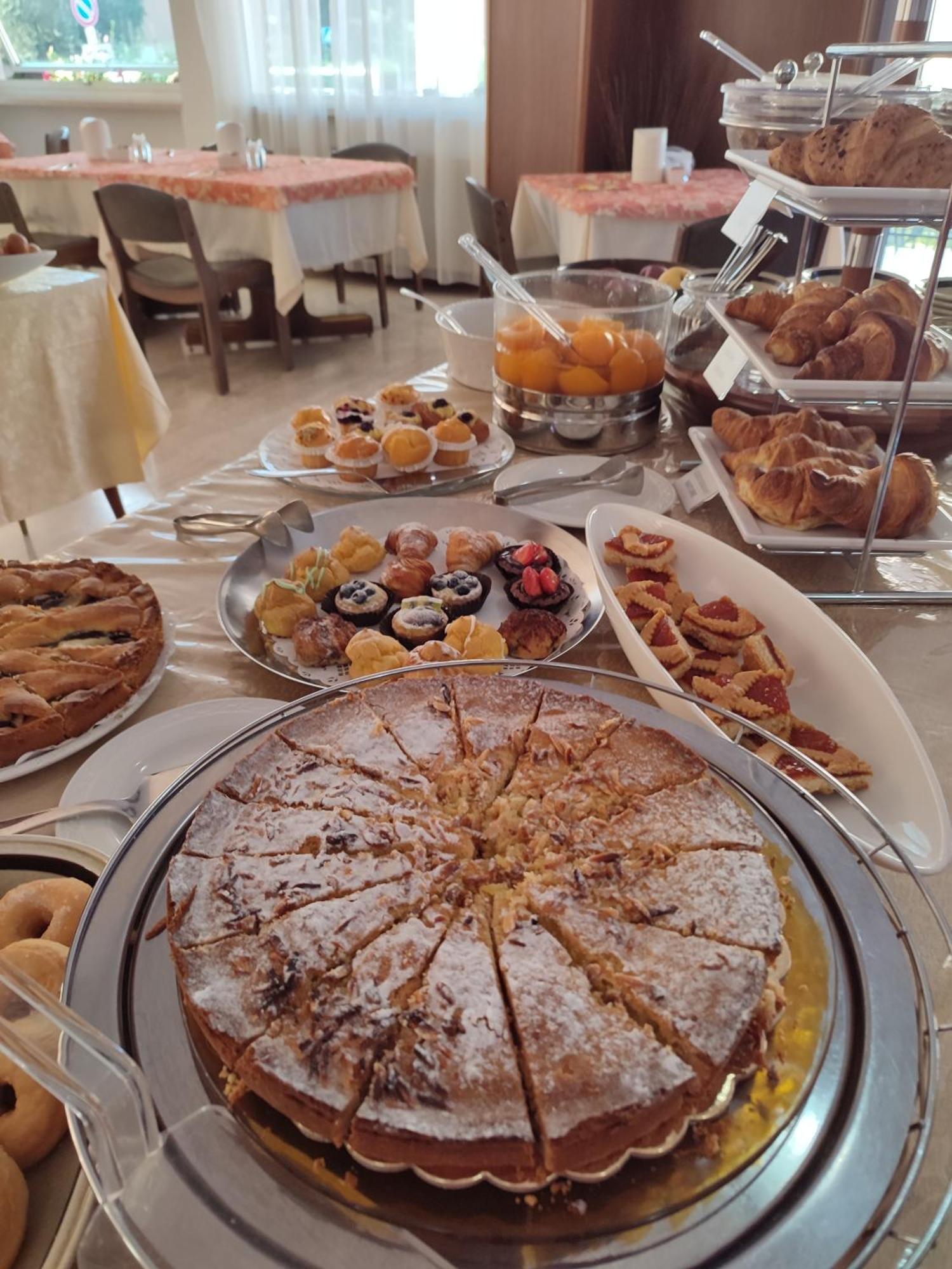 Albergo Villa Mimosa Torbole Sul Garda Dış mekan fotoğraf