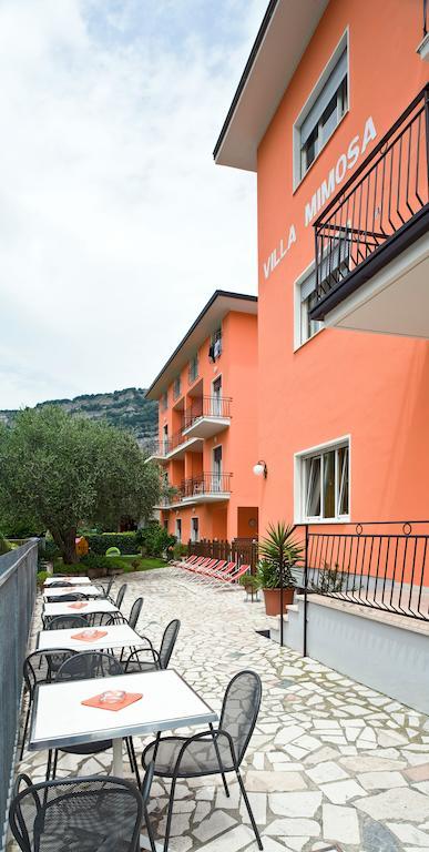 Albergo Villa Mimosa Torbole Sul Garda Dış mekan fotoğraf
