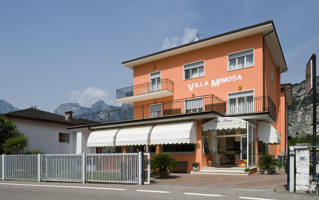 Albergo Villa Mimosa Torbole Sul Garda Dış mekan fotoğraf